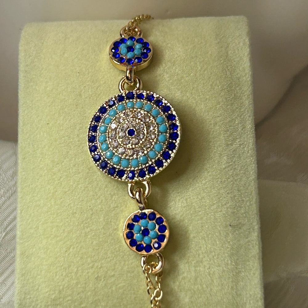 Bracelet
